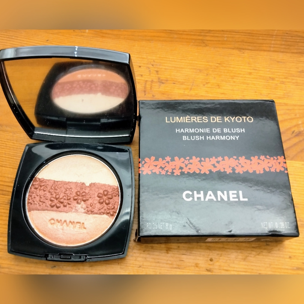SOLD! CHANEL RARE Lumieres De Kyoto